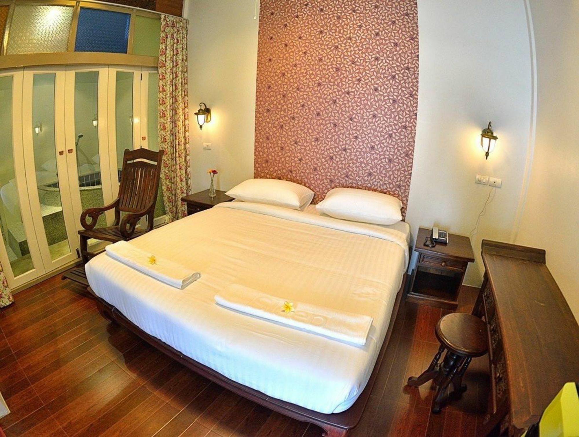 Hotel Sleep Station Surat Thani Exterior foto