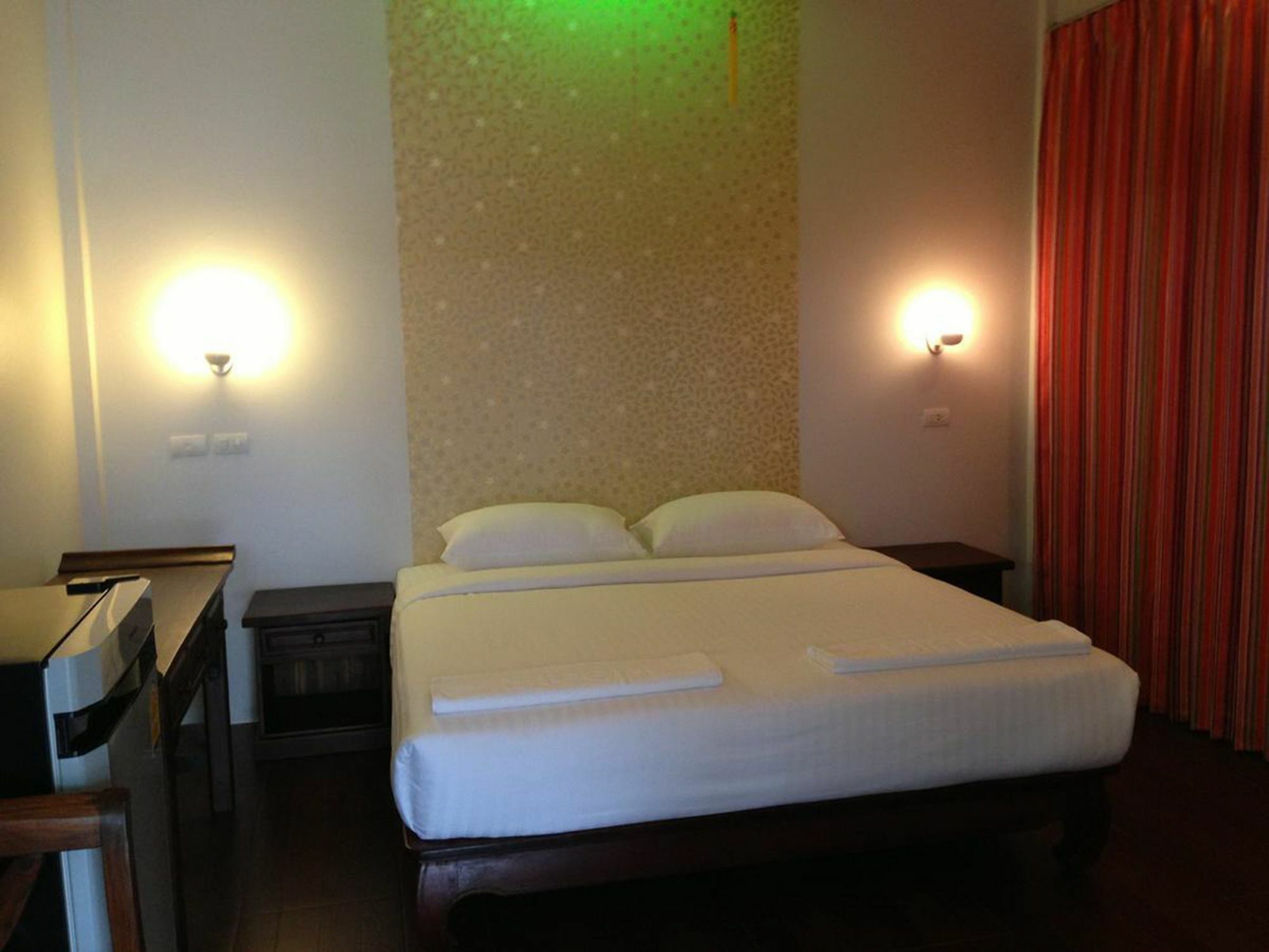 Hotel Sleep Station Surat Thani Exterior foto