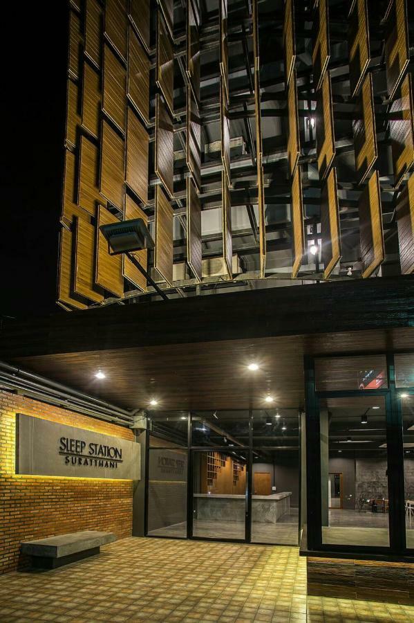 Hotel Sleep Station Surat Thani Exterior foto